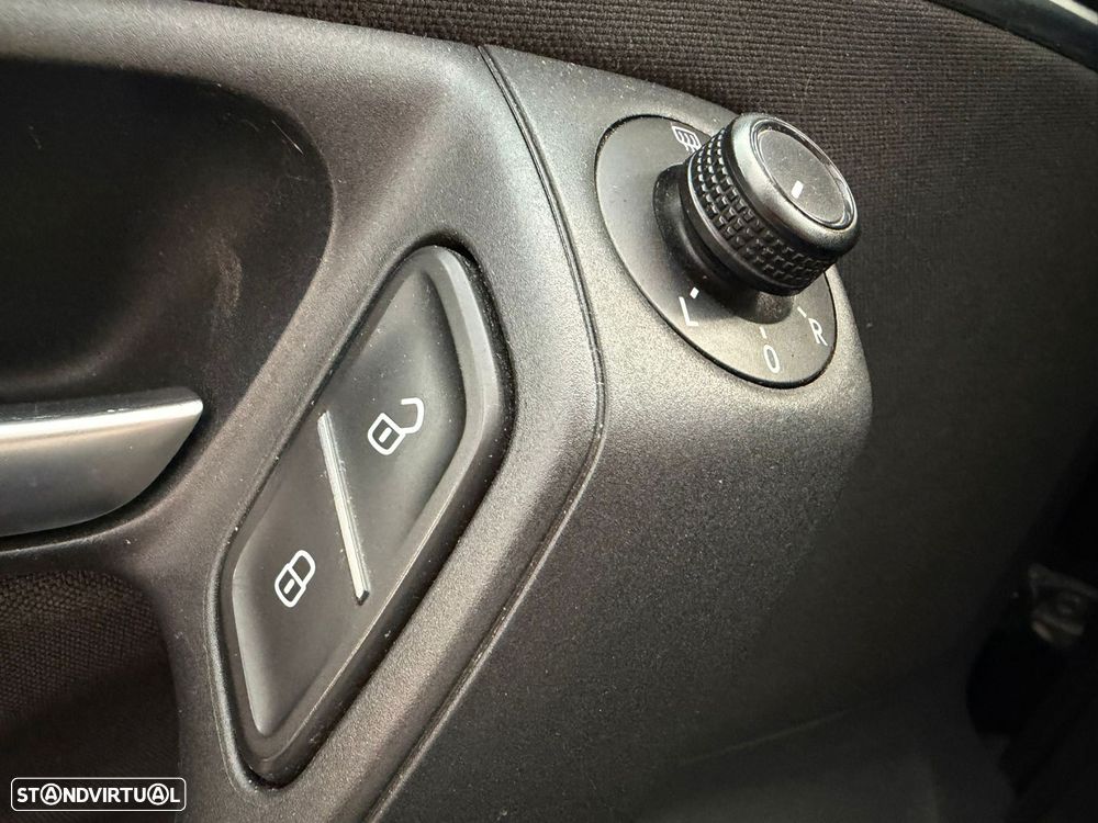 VW Polo 1.4 TDi Confortline - 16