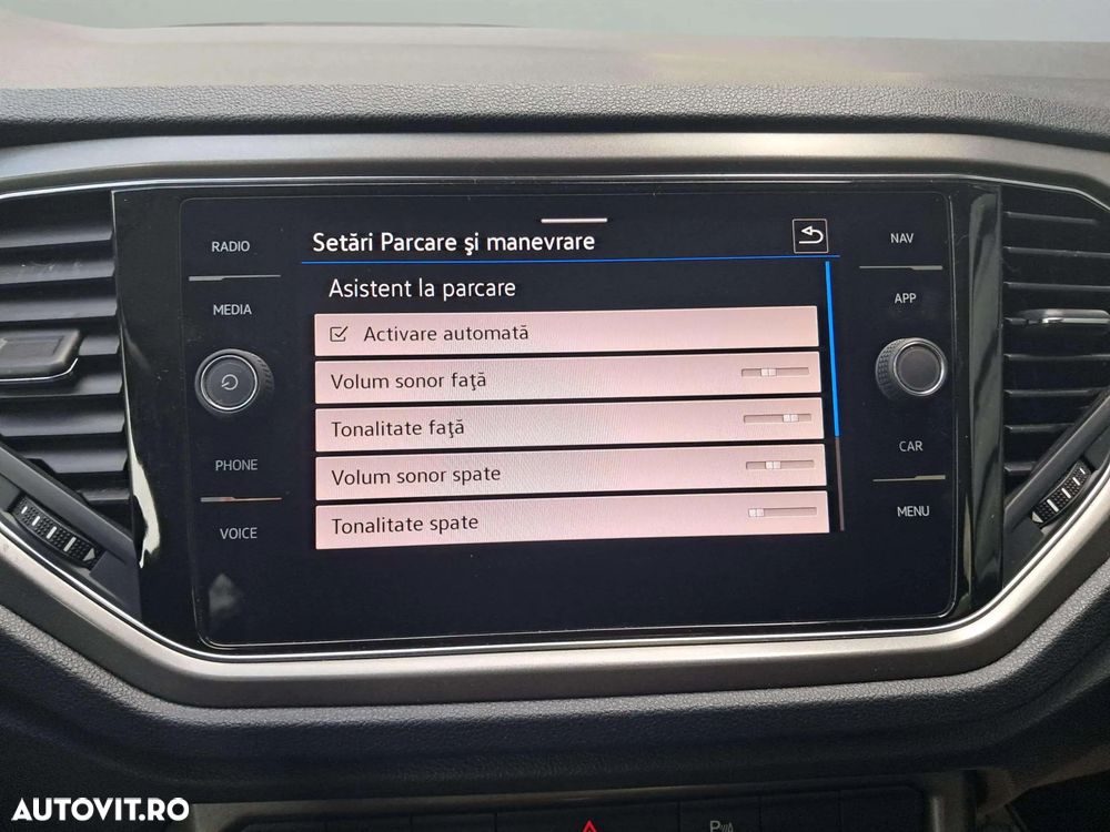 Volkswagen T-Roc 2.0 TDI 4Mot DSG Design - 15