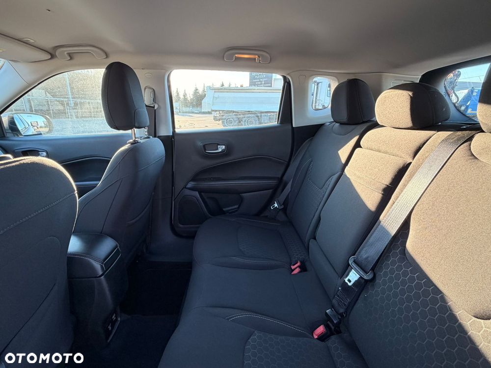 Audi Q2 35 TFSI design - 10