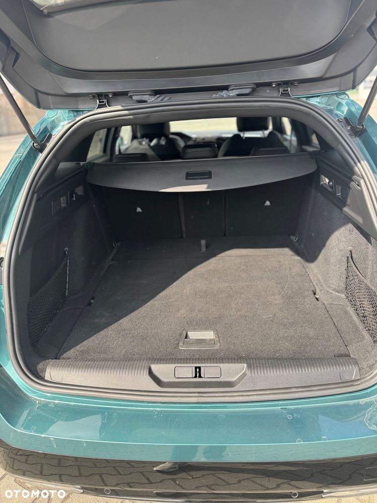 Peugeot 308 PureTech 130 GPF EAT8 Stop & Start Allure Pack - 28