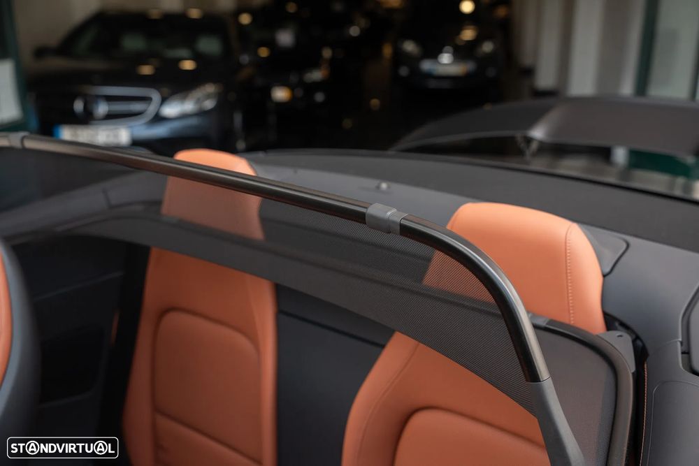 Mercedes-Benz SL 63 AMG 4Matic+ - 17