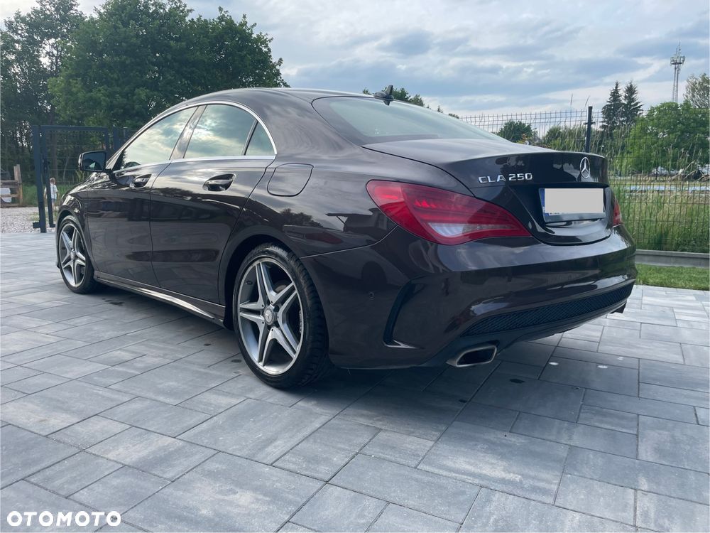 Mercedes-Benz CLA 250 7G-DCT AMG Line - 5