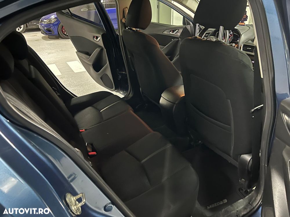 Mazda 3 G165 Revolution - 22