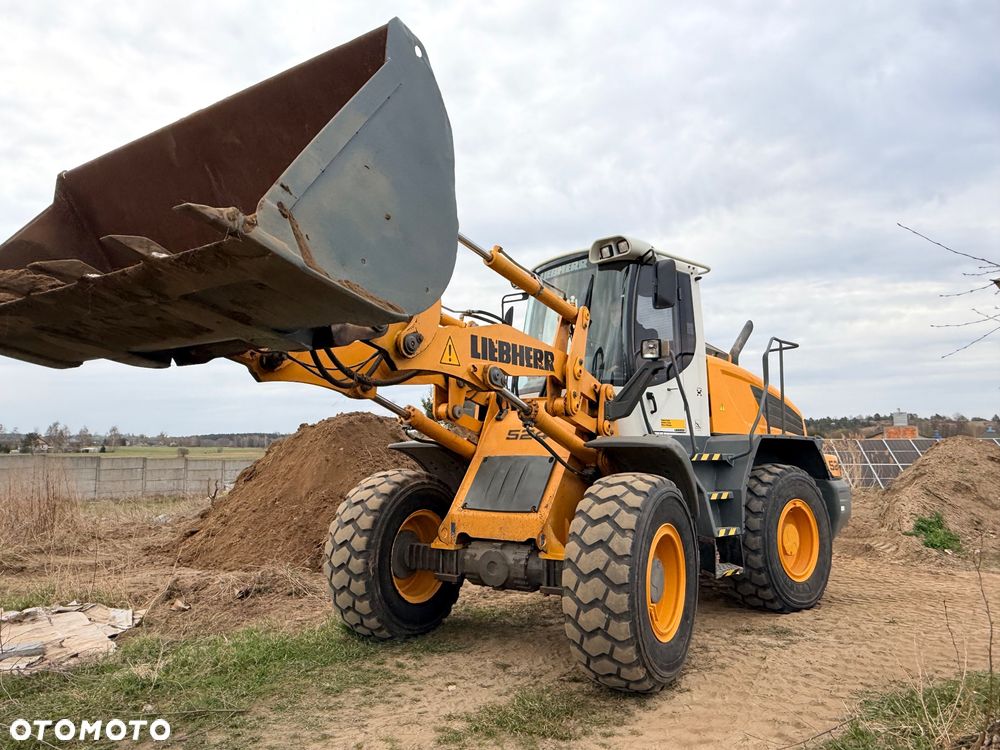 Liebherr Ładowarka Liebherr L524 KLIMA łyżka2,5m3+widły bezAdblue i Dpf szybkozłącze hydr. Cat Caterpillar 924K  924H  930K Volvo L60H / L70H Komatsu WA200-8 WA270-8JCB 426 427 - 35