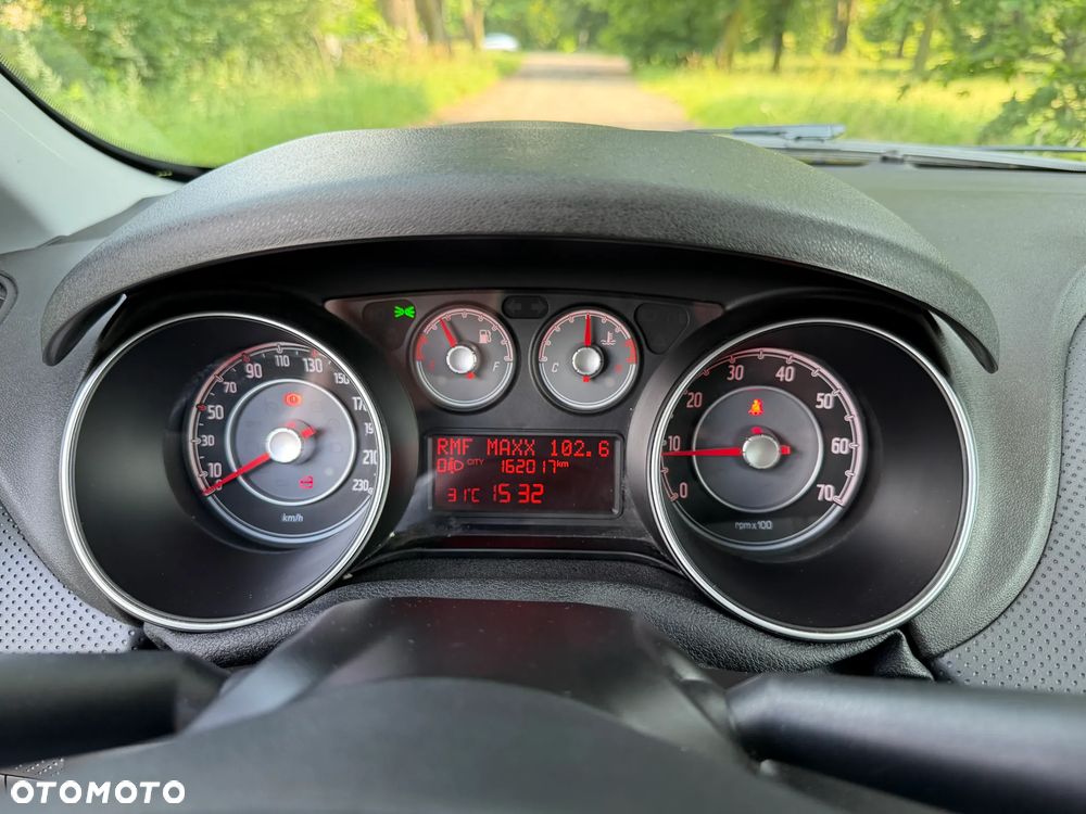 Fiat Punto Evo 1.4 8V MyLife Start&Stop - 14