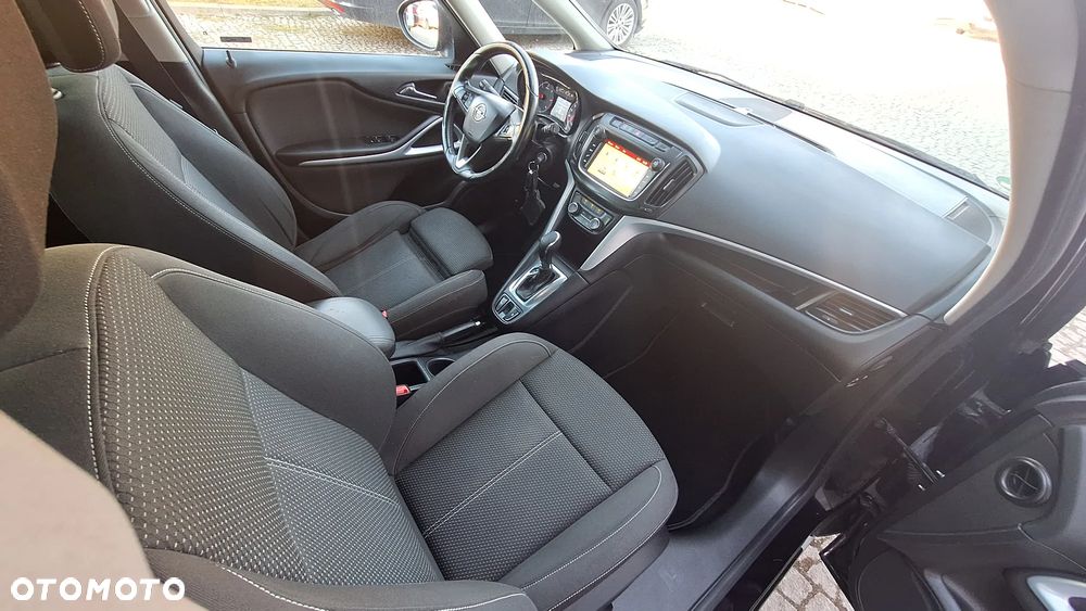 Opel Zafira 2.0 D Automatik Active - 26