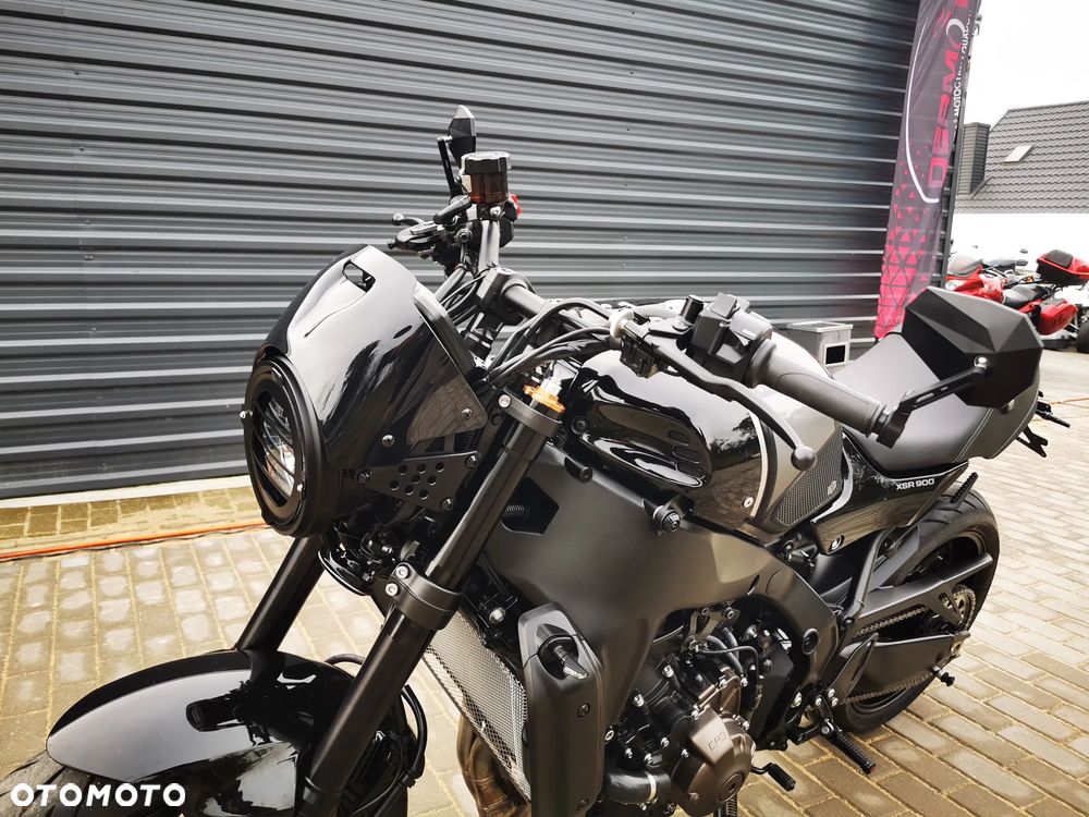 Yamaha XSR - 33