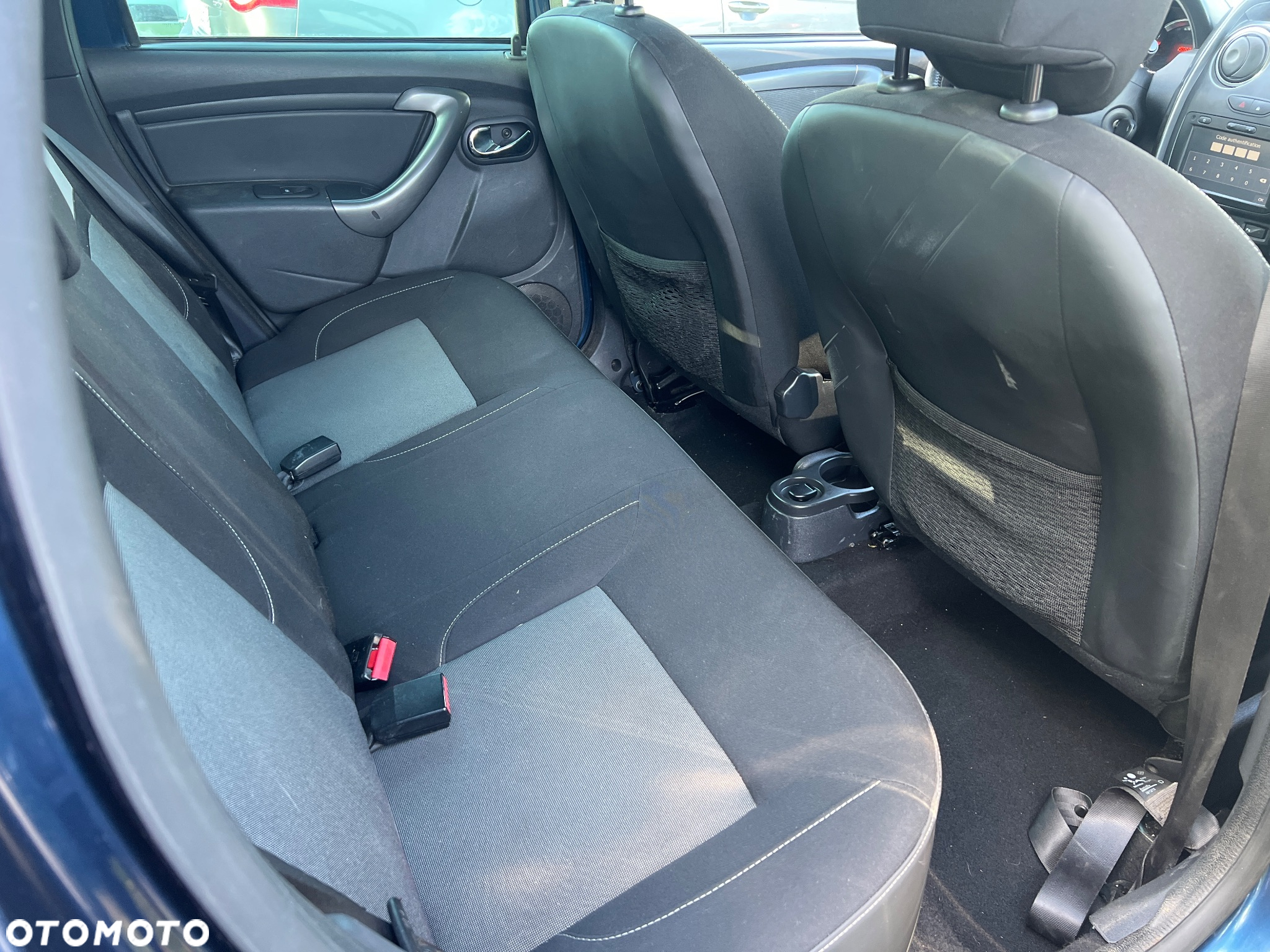Dacia Duster 1.5 dCi Blackshadow 4x4 S&S - 8