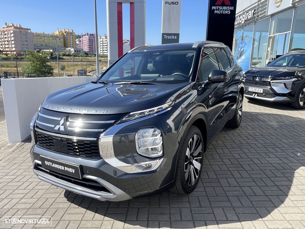 Mitsubishi Outlander 2.4 PHEV Instyle - 1