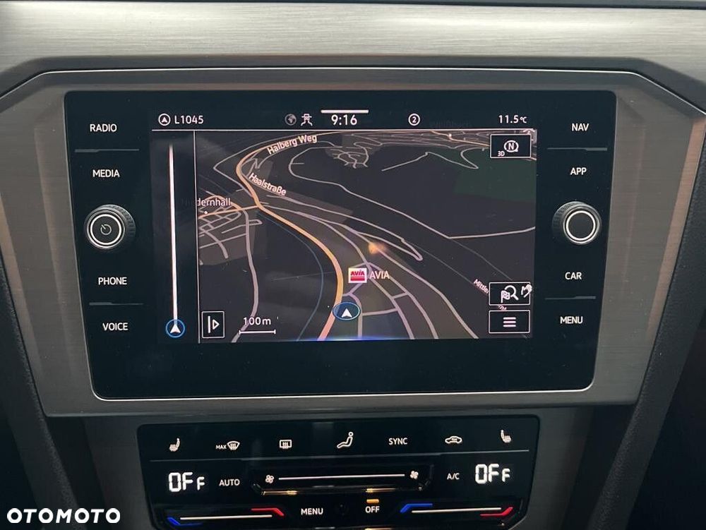 Volkswagen Passat - 6