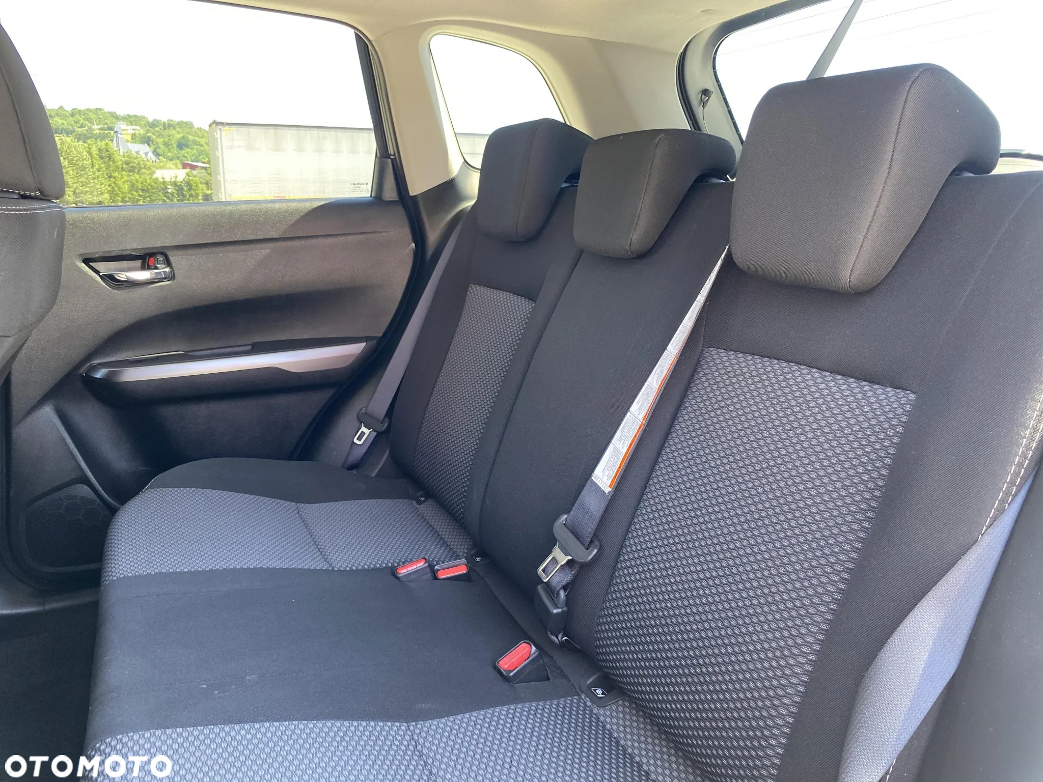 Suzuki Vitara 1.4 Boosterjet SHVS Premium 4WD - 16