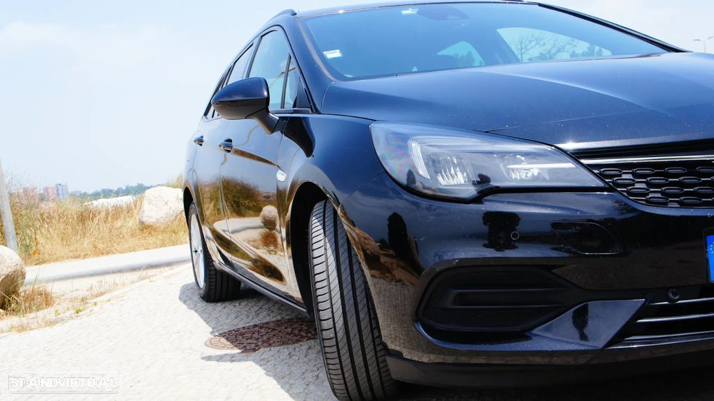 Opel Astra Sports Tourer - 12