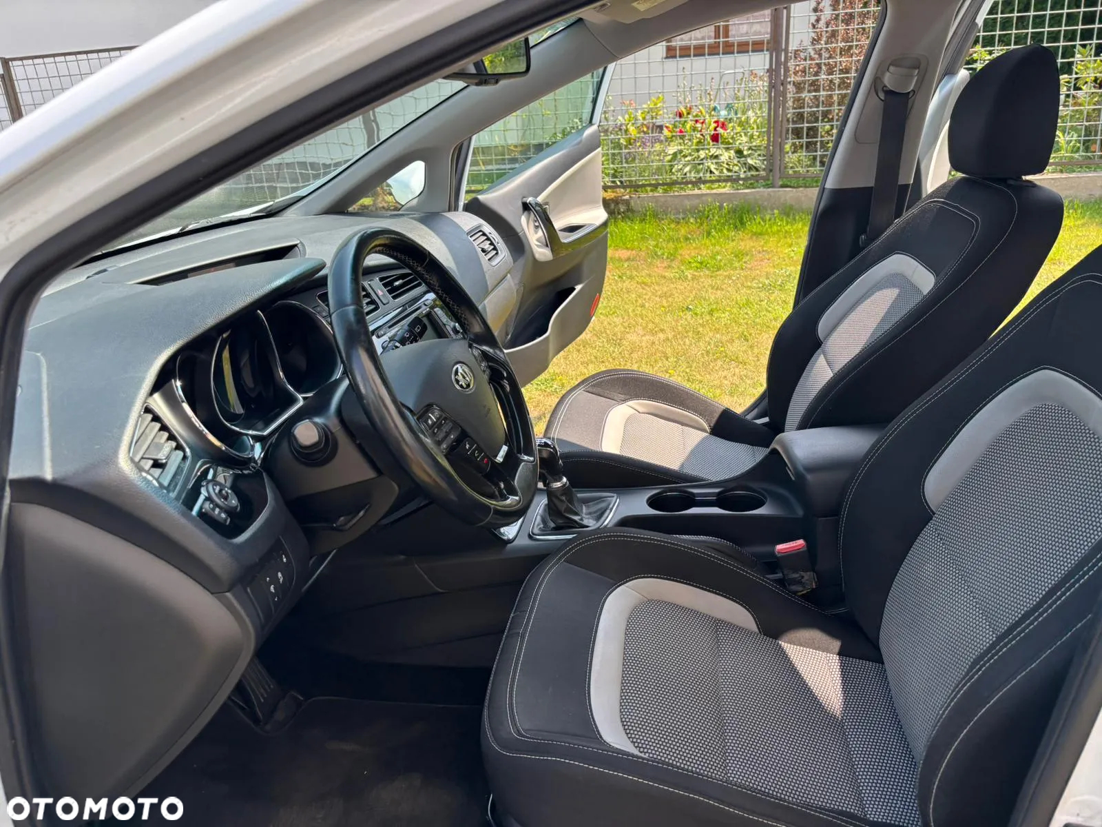 Kia Ceed 1.6 CRDi 128 Spirit - 12
