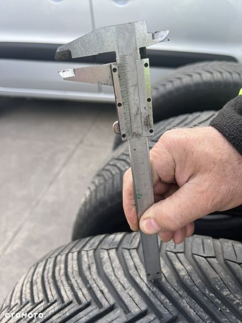 Opony wielosezonowe Michelin CrossClimate - 8