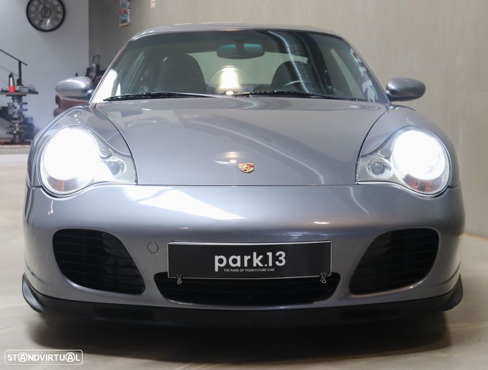 Porsche 911 (996) - 8