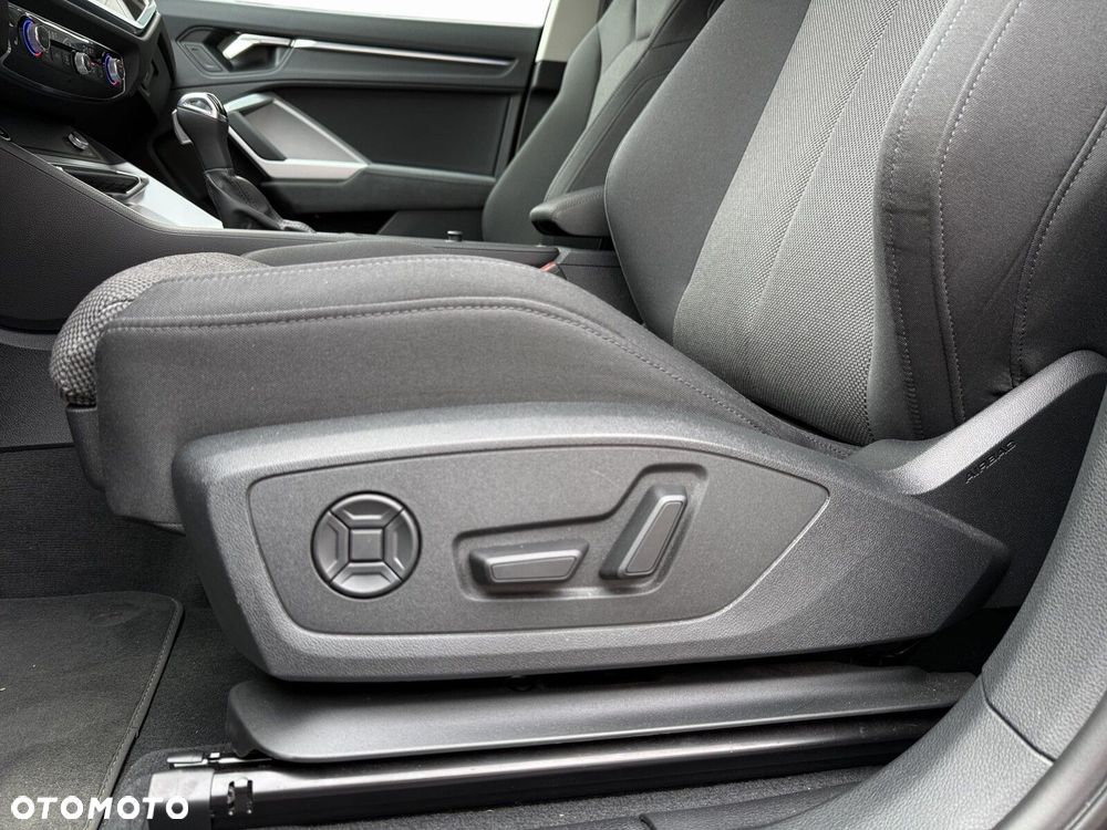 Audi Q3 - 16