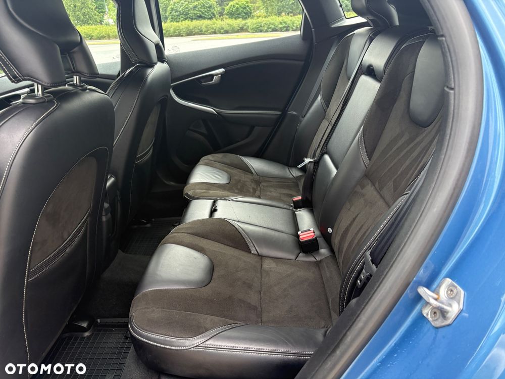 Volvo V40 D2 RDesign - 23