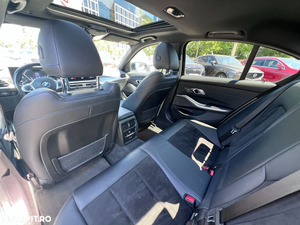 BMW Seria 3 320i xDrive AT - 18