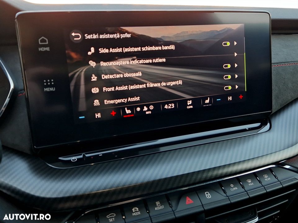 Skoda Octavia 2.0 TDI DSG RS - 21