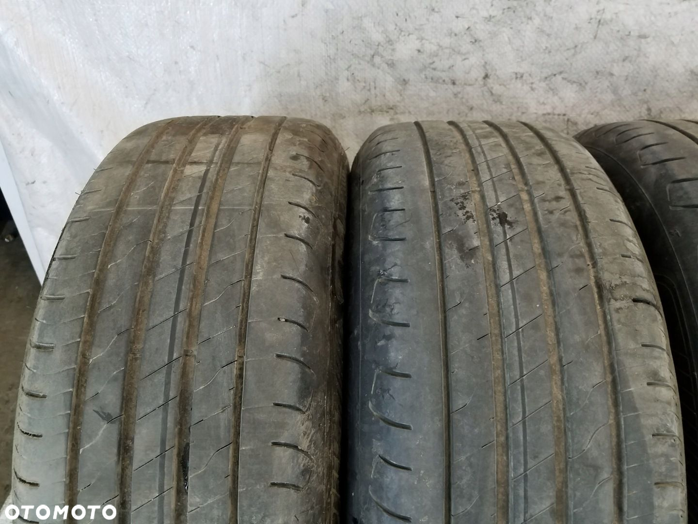 OPONA OPONY GOODYEAR EFFICIENTGRIP PERFORMANCE 2 225/55 R17 6-7 MM - 2