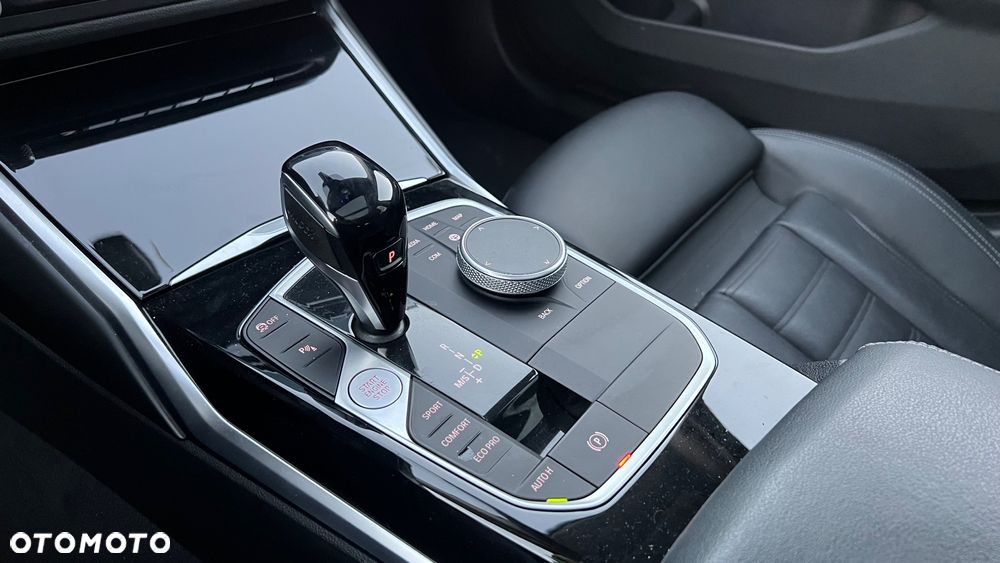 BMW Seria 3 320d xDrive Luxury Line - 6