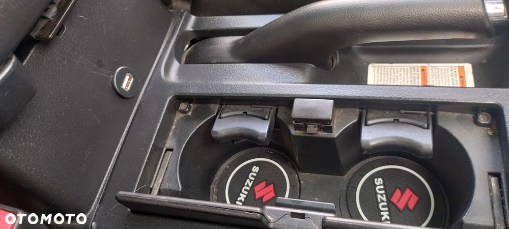 Suzuki Grand Vitara 1.9 DDiS De Luxe EU5 - 12
