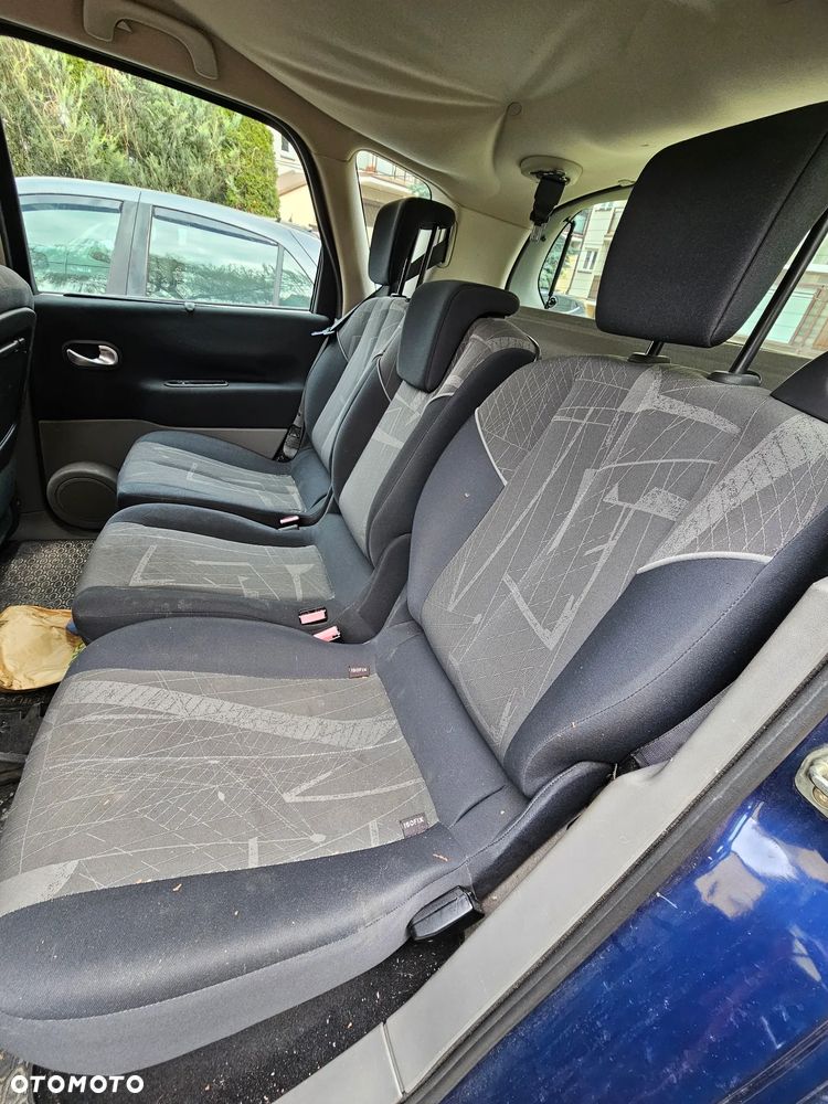 Renault Scenic 2.0 16V Dynamique - 7