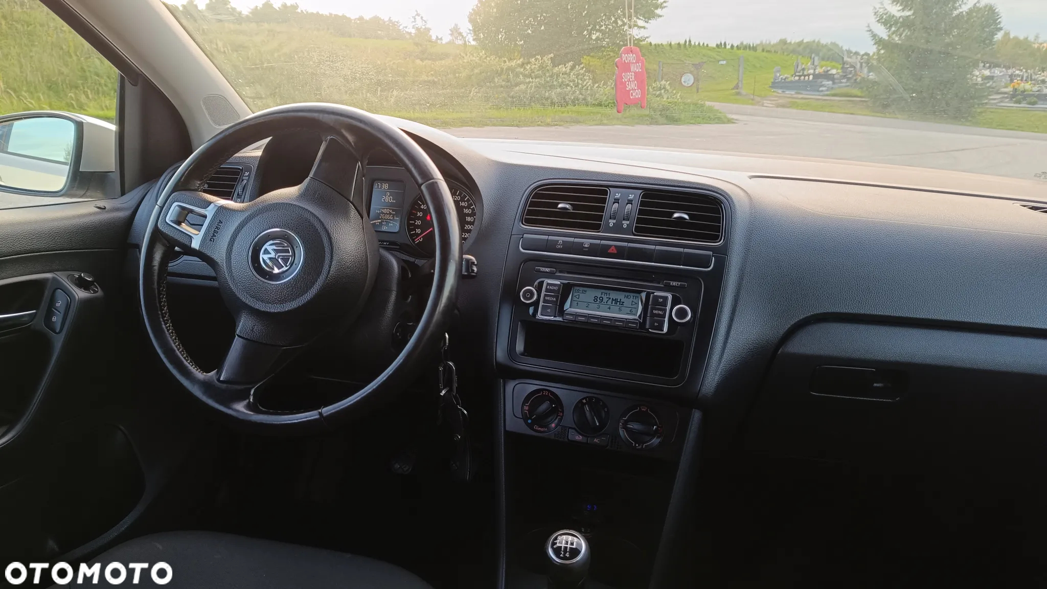 Volkswagen Polo - 5