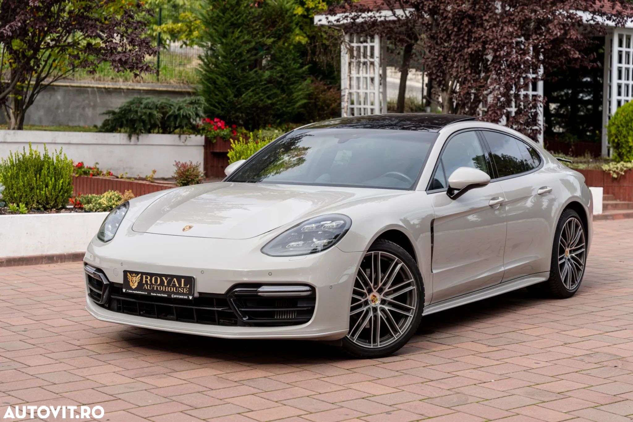 Porsche Panamera 4S - 1