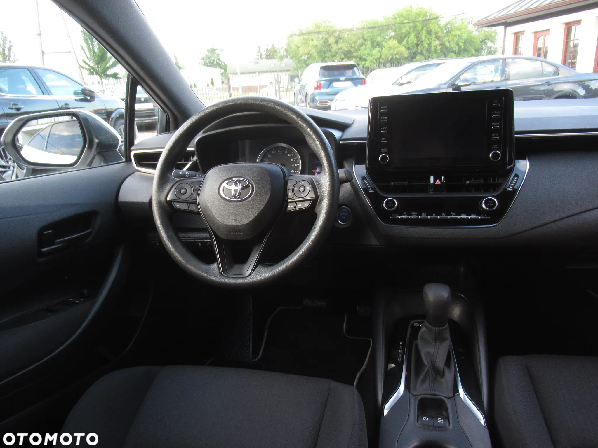 Toyota Corolla 1.8 Hybrid Active - 10