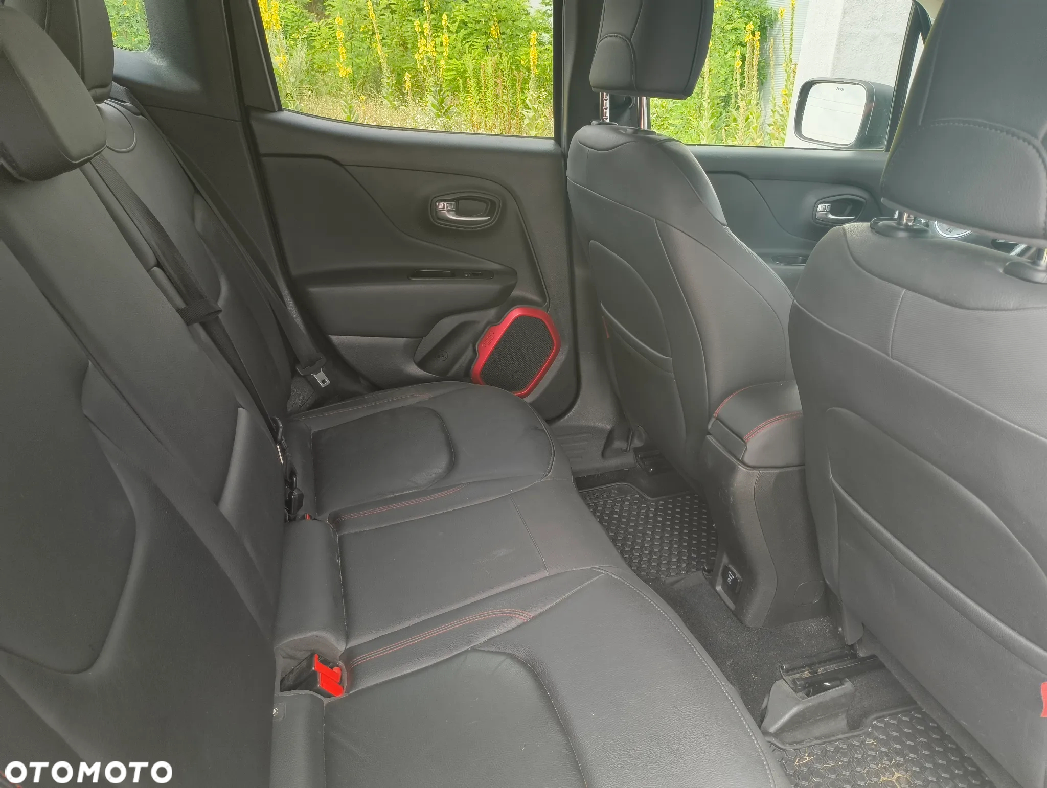 Jeep Renegade - 4