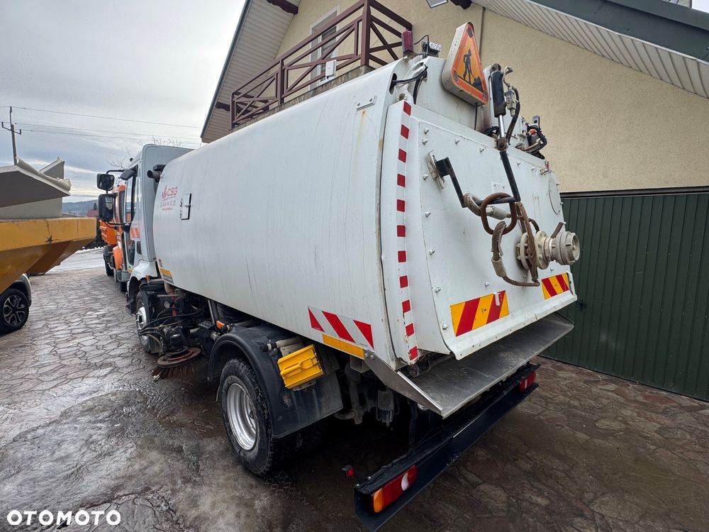 Renault Midlum 220 zamiatarka odkurzacz Bucher Polewaczka czyszczenie dróg zamiatanie szczotki boczne LR - 4