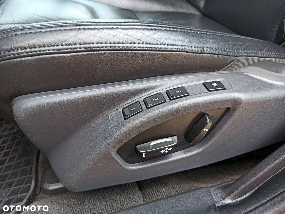 Volvo S60 D3 Summum - 32