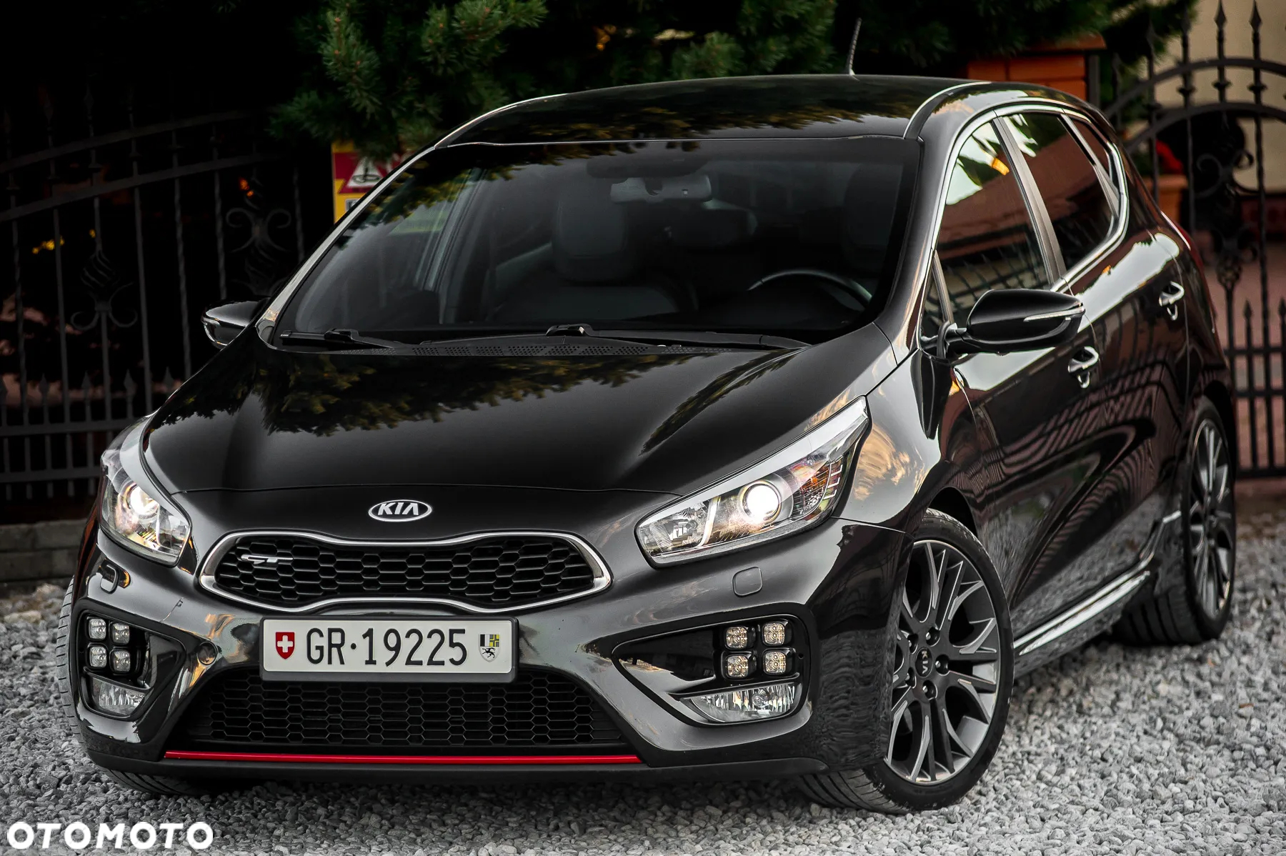 Kia Ceed 1.6 T-GDI GT - 5