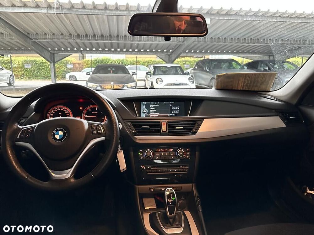 BMW X1 xDrive18d - 17