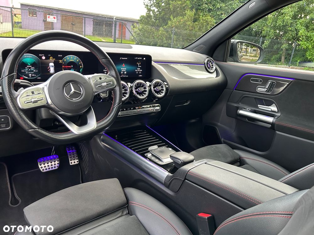 Mercedes-Benz GLA 250 e 8G-DCT AMG Line - 15