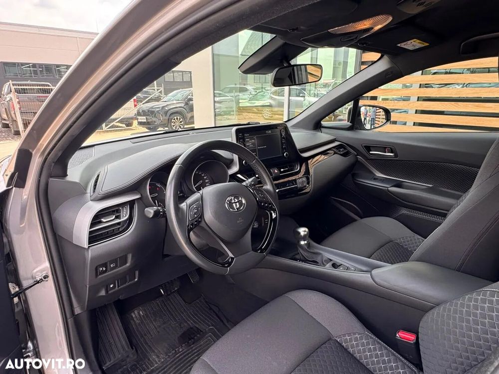Toyota C-HR 1.8 HSD 122 CP 4x2 CVT Core - 10