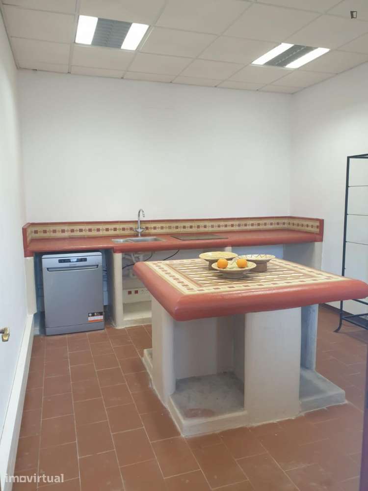 Quarto - localizado em Faro - Grande imagem: 2/7