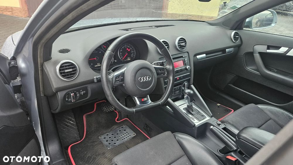 Audi A3 Sportback 2.0 TDI DPF S tronic S line Sportpaket - 6