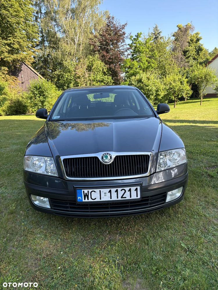 Skoda Octavia 1.6 Tour Classic - 2