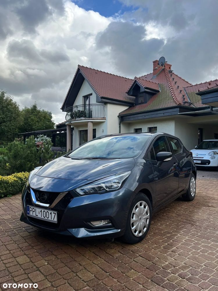 Nissan Micra - 1