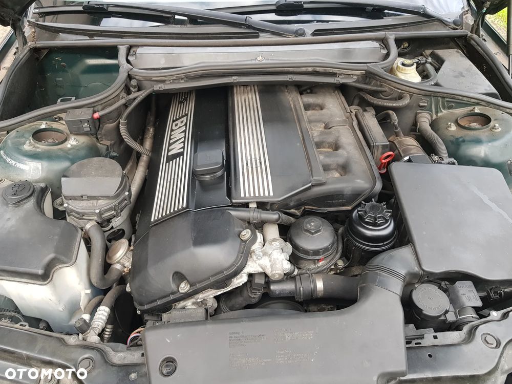 BMW Seria 3 320i Edition Exclusive - 17