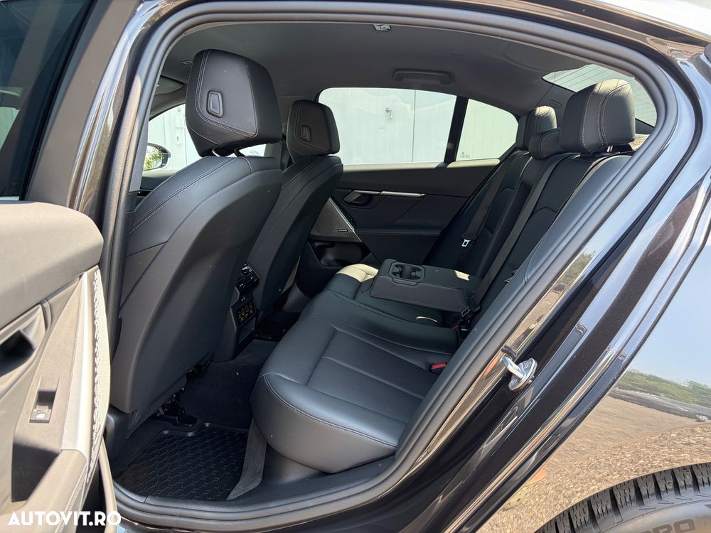 BMW Seria 5 - 37