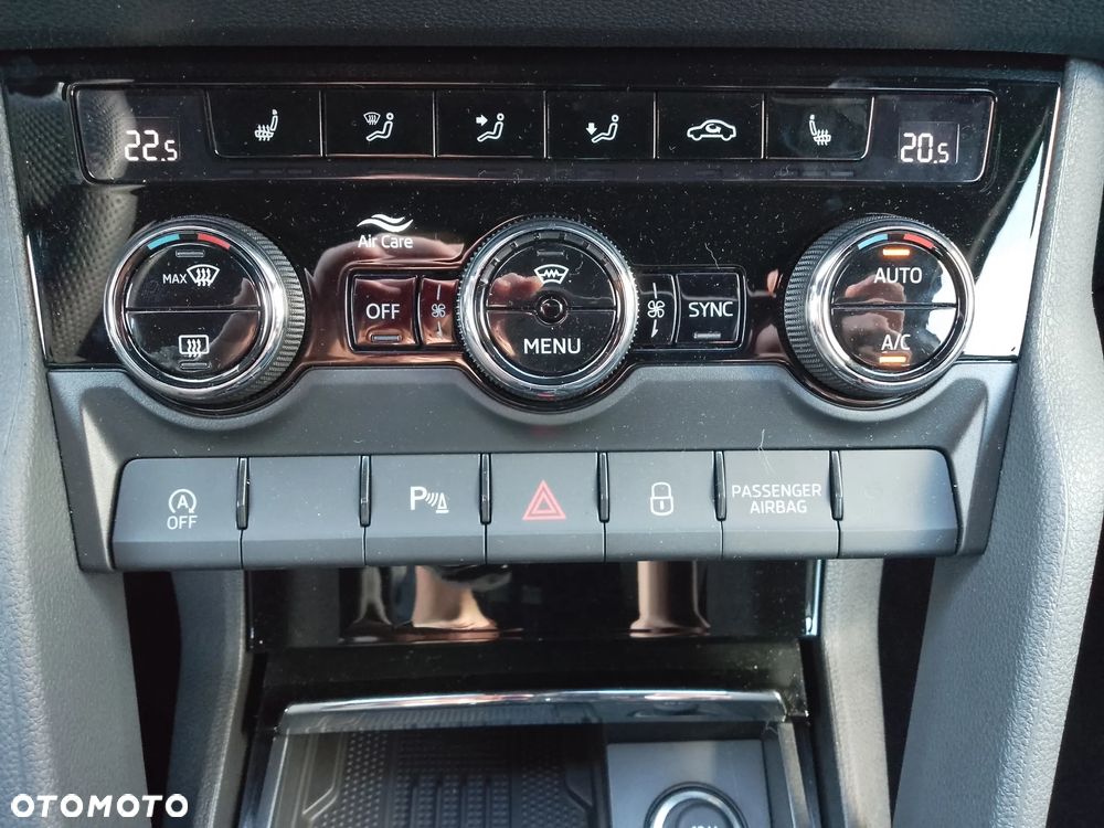 Skoda Karoq 1.5 TSI ACT Sportline DSG - 23