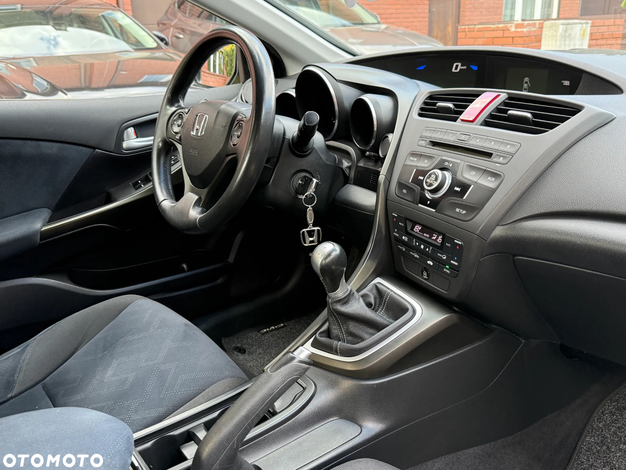 Honda Civic 1.8 Sport - 11