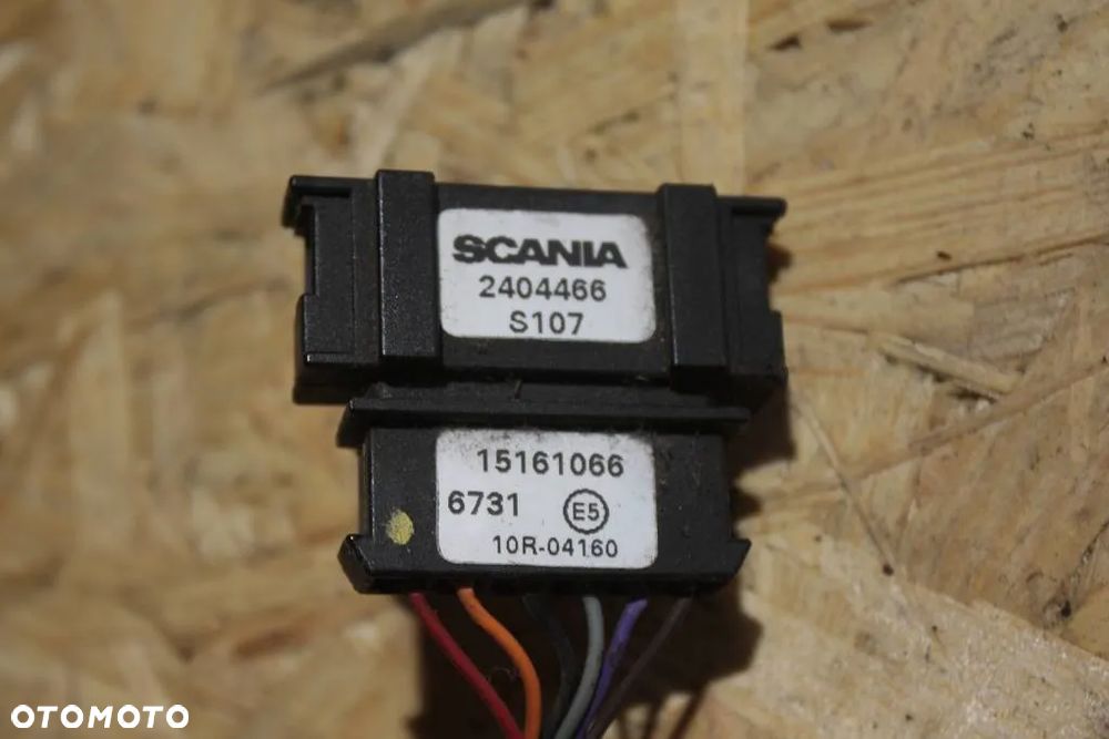 # SCANIA V8 R S XPI DC16 2015r PILOT ZAWIESZENIA POZIOMOWANIA PODUSZEK 2404466 - 3
