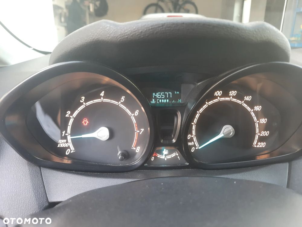 Ford Fiesta 1.25 Ambiente - 9