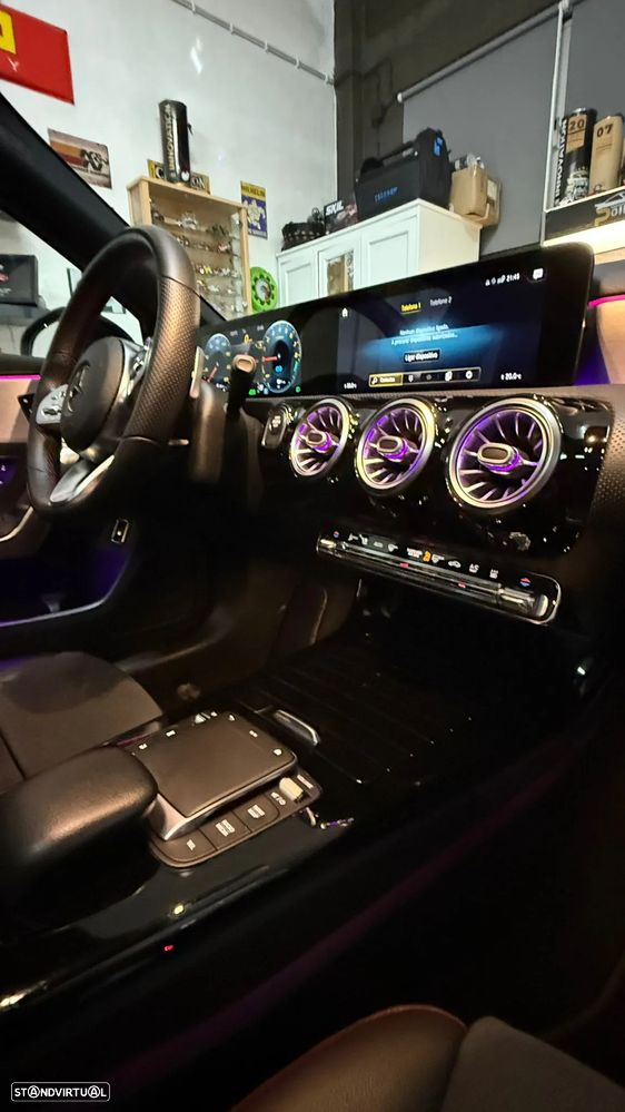 Mercedes-Benz A 250 e 8G-DCT AMG Line - 14