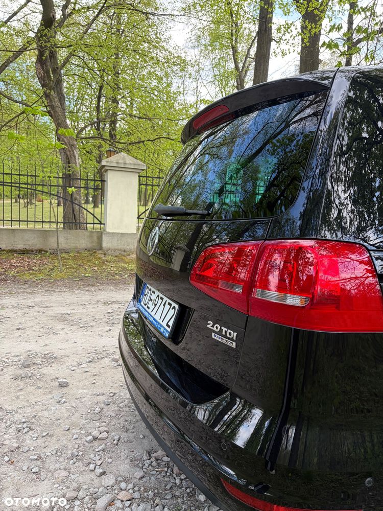 Volkswagen Sharan 2.0 TDI DSG BlueMotion Technology Highline - 26