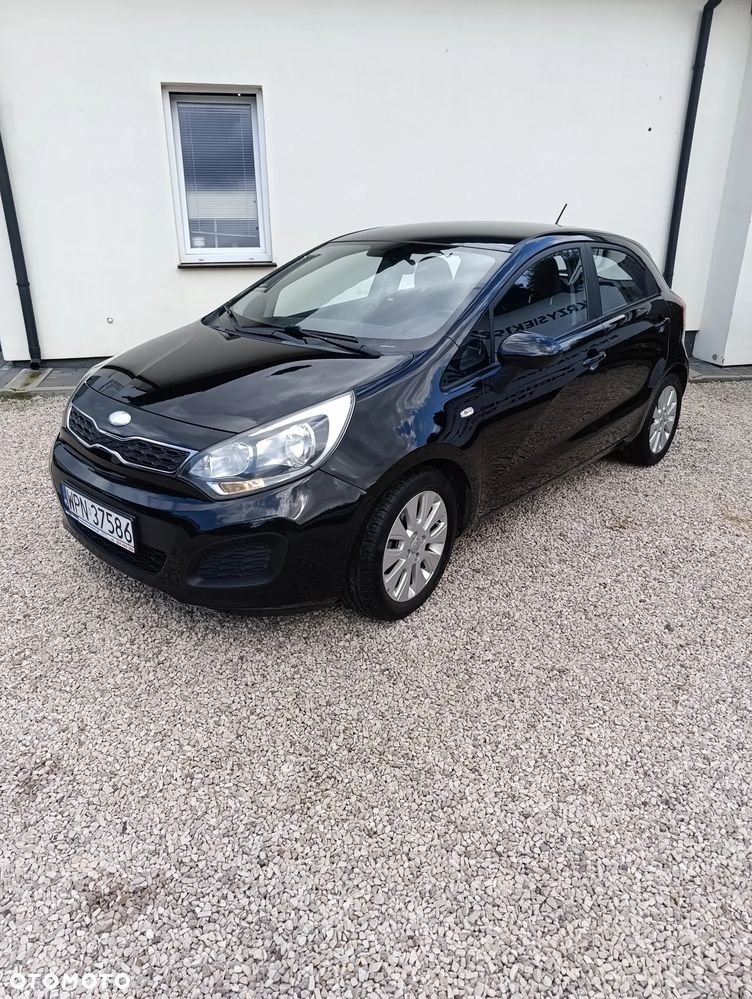 Kia Rio - 20